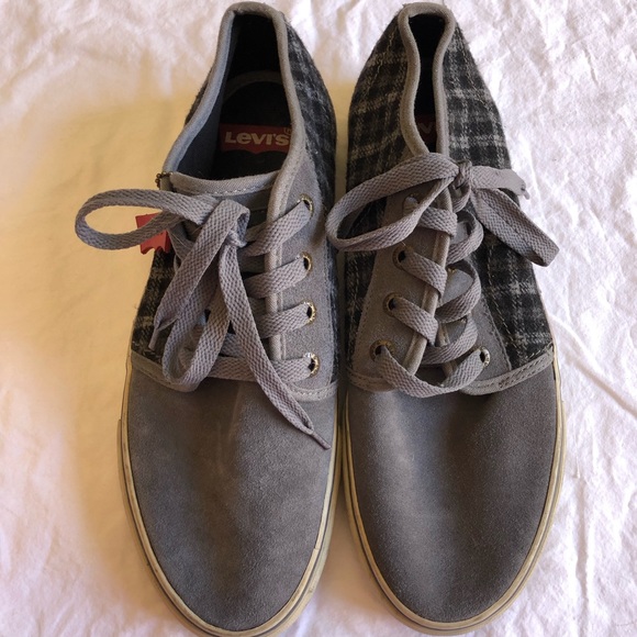 levis shoes that look like vans